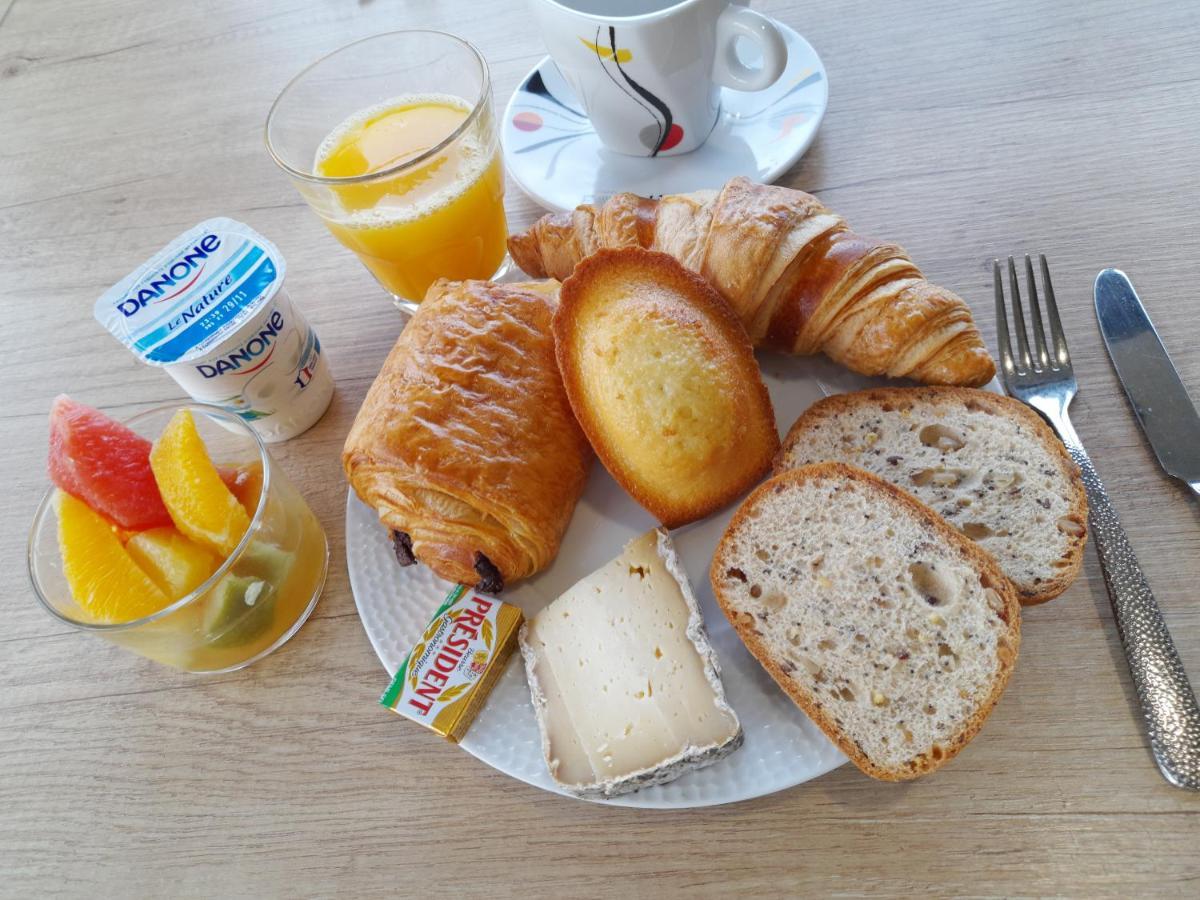 Logis Hotel Restaurant De La Madeleine Commercy 외부 사진